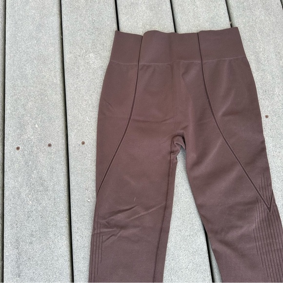 H&M workout pants size medium - Picture 3 of 5